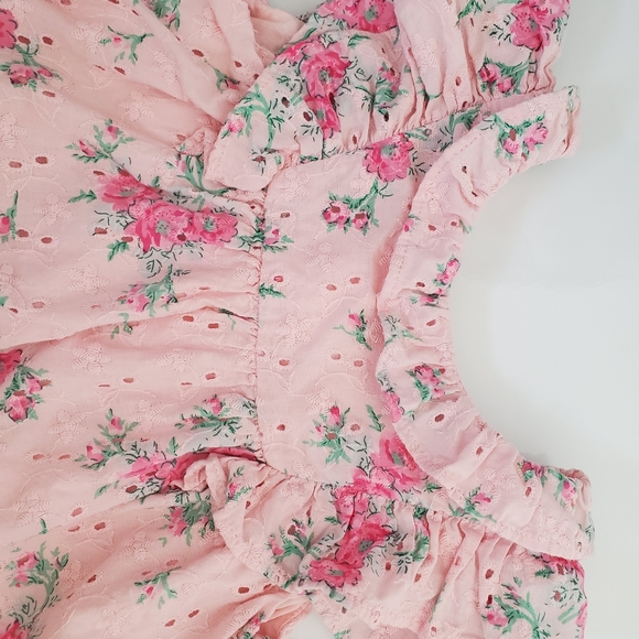 Floral top with bottoms - Picture 3 of 6